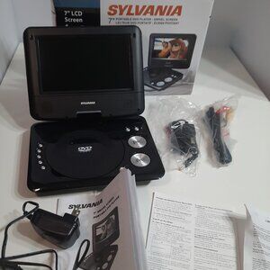 Sylvania 7" Portable DVD Player Swivel Screen SDVD7073-DG TESTED w/ Box